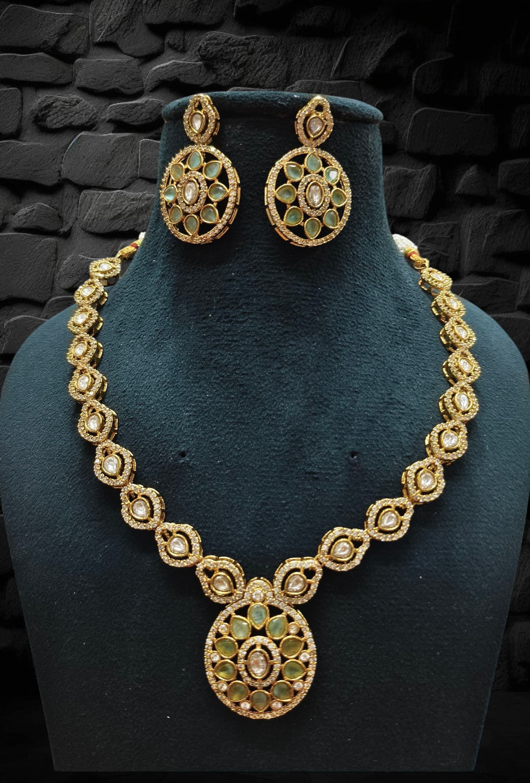 Antique Gold Necklace Set with Oval Polki Design